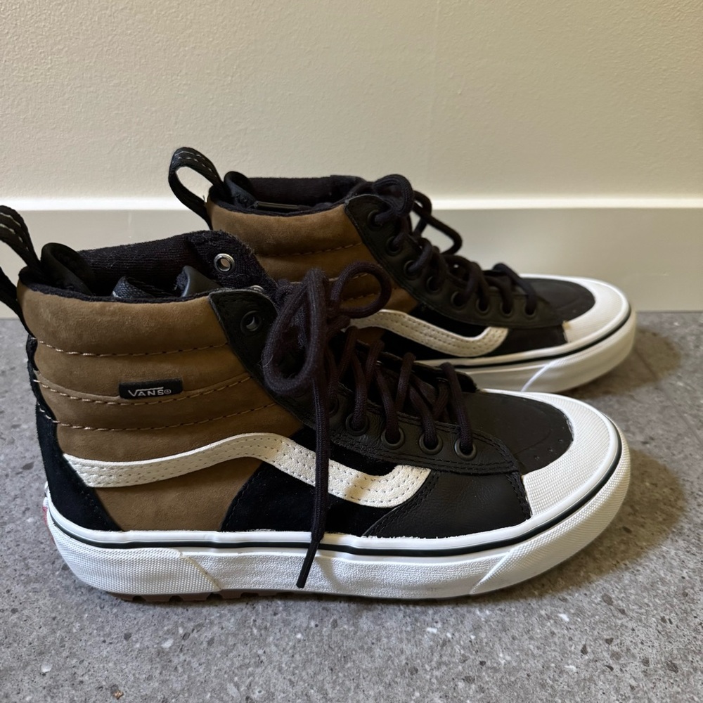 High Top Van’s Scotchgard Sneakers